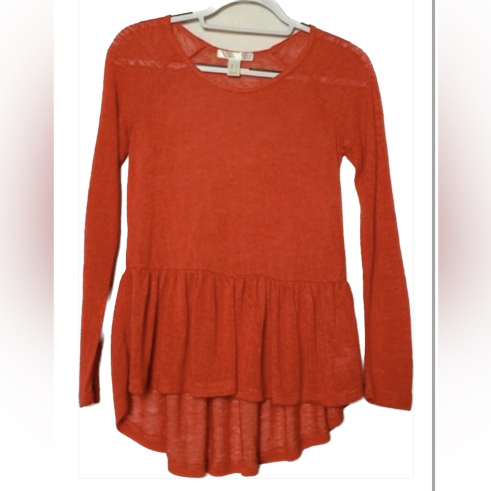 Streetwear Society NWOT Ruffled hem Long Sleeve Coral Top Small